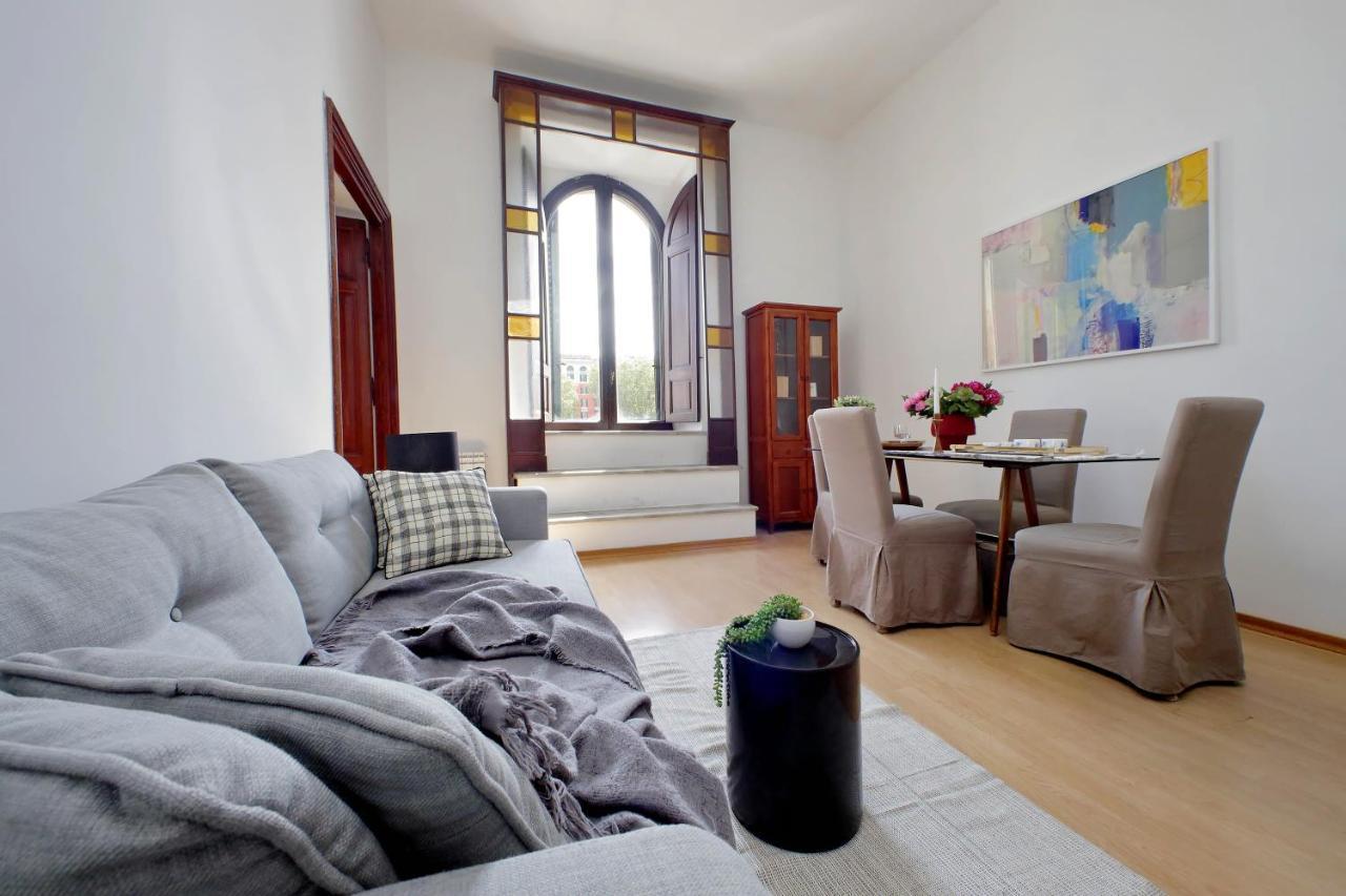 Cavour 2 Bedrooms Apartment Roma Exterior foto